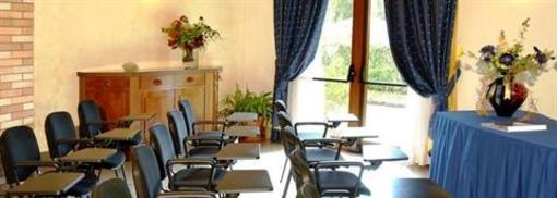фото отеля Hotel Luna Fontanafredda
