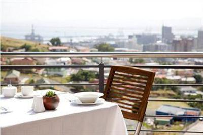 фото отеля Signal Hill Lodge Cape Town