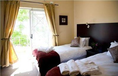 фото отеля Signal Hill Lodge Cape Town