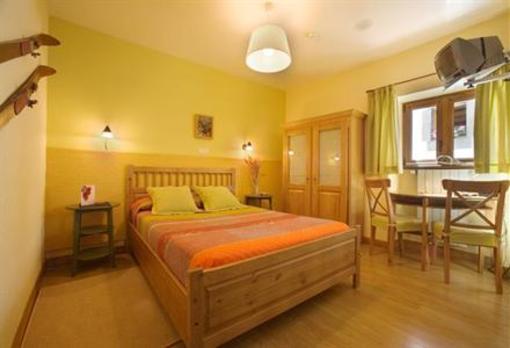 фото отеля Hotel Rural Besaro Izalzu