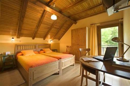фото отеля Hotel Rural Besaro Izalzu
