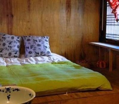 фото отеля Shaxi Horse Pen 46 Youth Hostel