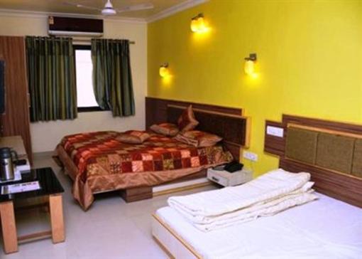 фото отеля Hotel Crystal Inn Mount Abu