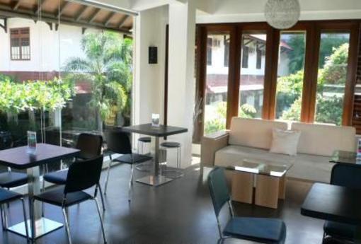 фото отеля Narita Hotel Tulungagung