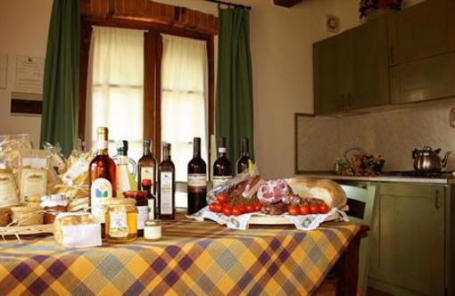 фото отеля Borgo Delle More Acquaviva