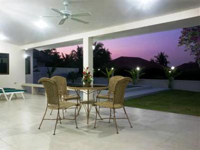фото отеля Mabprachan Lake Villa