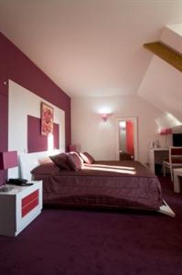 фото отеля L'Auberge de Conde en Brie