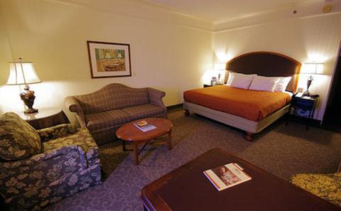 фото отеля O. Henry Hotel
