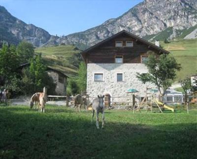 фото отеля Azienda Agrituristica Raethia