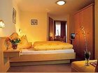 фото отеля Perberschlager Gasthof Oetz