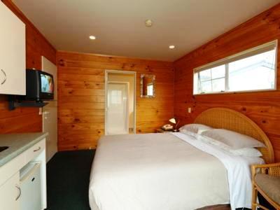 фото отеля Pauanui Pines Motor Lodge