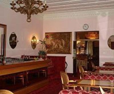 фото отеля Hotel Bellevue Merano