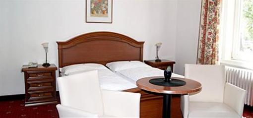 фото отеля Hotel Bellevue Merano