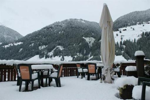 фото отеля Olympia Guesthouse St. Jakob im Defereggental