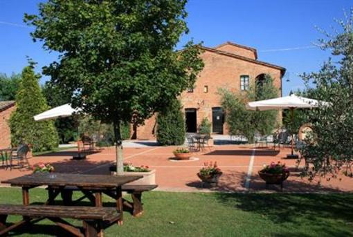 фото отеля Borgo Delle More Hotel Montepulciano