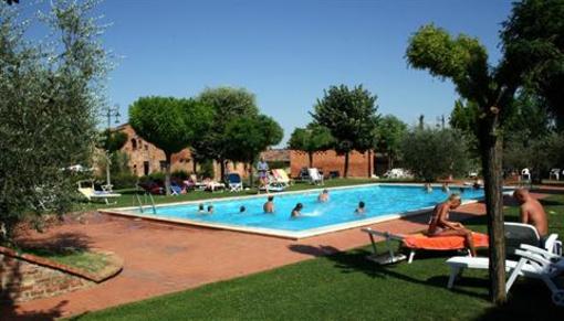 фото отеля Borgo Delle More Hotel Montepulciano
