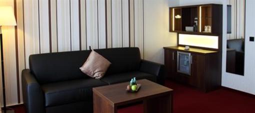 фото отеля Lobinger Parkhotel