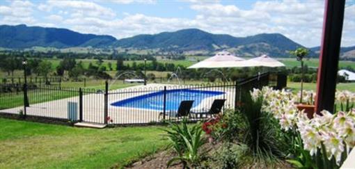 фото отеля Avon View Stays Cottage Gloucester (Australia)