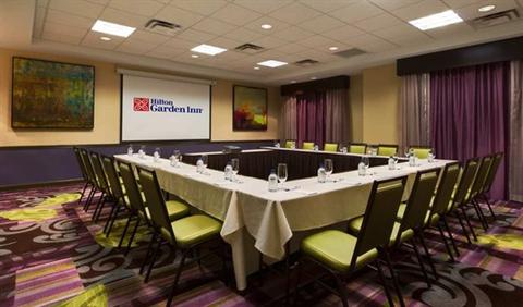 фото отеля Hilton Garden Inn Raleigh-Durham Airport