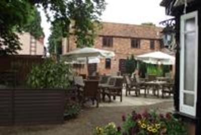 фото отеля Crown & Horns Inn Newbury