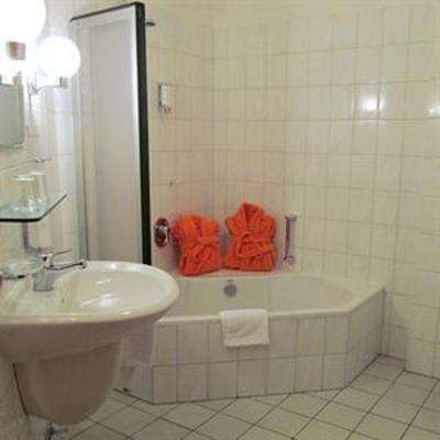 фото отеля Hotel Brunnenhof Suhlendorf