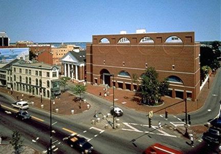 фото отеля Holiday Inn Portland By The Bay