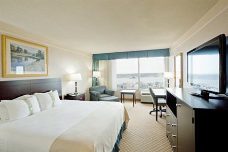 фото отеля Holiday Inn Portland By The Bay