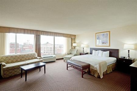 фото отеля Holiday Inn Portland By The Bay