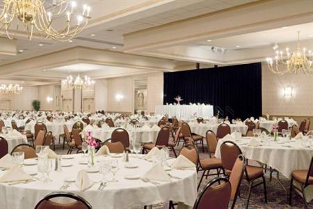 фото отеля Holiday Inn Portland By The Bay