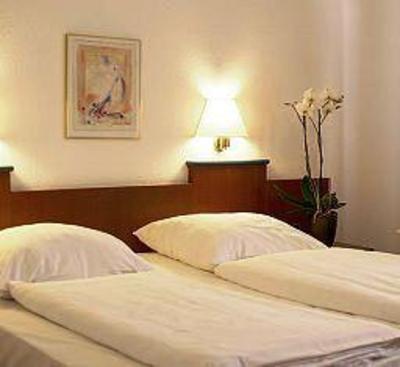 фото отеля Kolossos Hotel