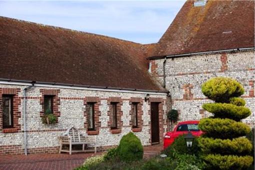 фото отеля Brooklands Barn Arundel
