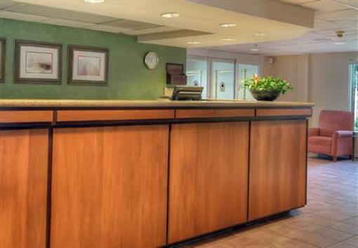 фото отеля Fairfield Inn Raleigh Crabtree