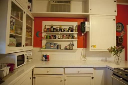 фото отеля Blue Moon Guest House Lafayette