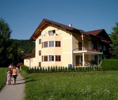 фото отеля Haus Hedwig Fuschl am See