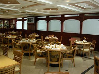 фото отеля Monaco Hotel