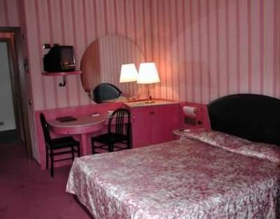 фото отеля Motel 2000