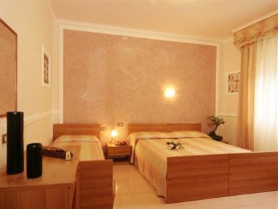 фото отеля Hotel Primavera Caorle