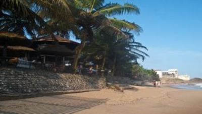 фото отеля Oasis Beach Resort Cape Coast