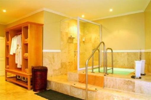 фото отеля Bushman Sands Golf Lodge and Estate