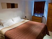 16B York Place Lets In The City Edinburgh