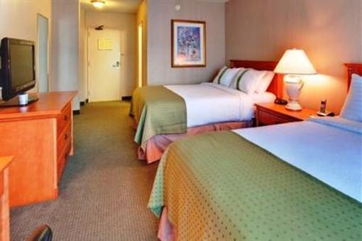 фото отеля Holiday Inn Kitchener