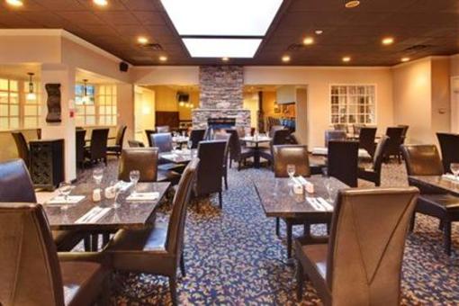фото отеля Holiday Inn Kitchener