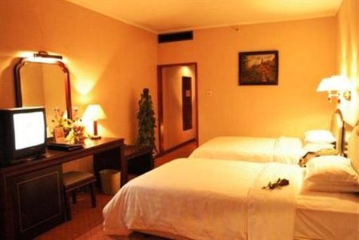 фото отеля Hoi Tak Hotel