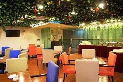 фото отеля Home Inn Zhongshan Bridge