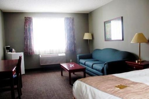 фото отеля Lakeview Inn & Suites Whitecourt