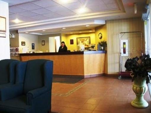 фото отеля Lakeview Inn & Suites Whitecourt