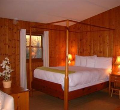 фото отеля Fire Mountain Inn