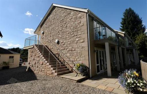 фото отеля Craigmhor Lodge Pitlochry