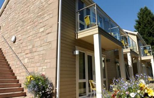 фото отеля Craigmhor Lodge Pitlochry