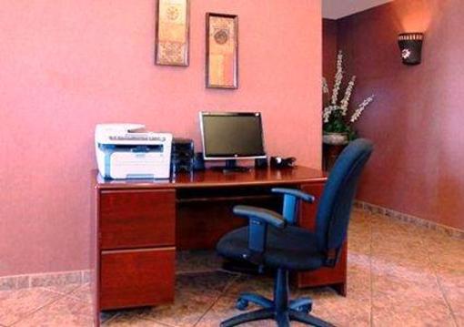 фото отеля Comfort Inn Sonora